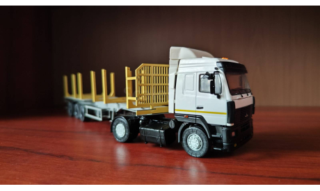 МАЗ-5440 с полуприцепом-сортиментовозом, масштабная модель, Start Scale Models (SSM), scale43
