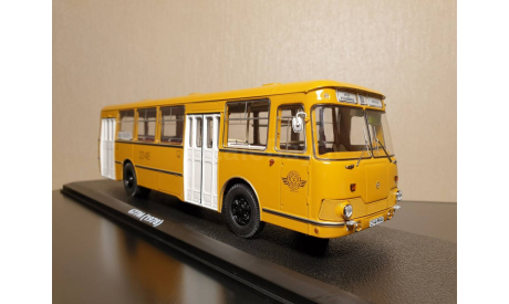 ЛИАЗ 677 М Ликинский автобус охра с номерами и маршрутом (второй выпуск), масштабная модель, Classicbus, 1:43, 1/43