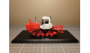 Трактор Т-150 гусеничный (красный/белый) ХТЗ SSM8010, масштабная модель, Start Scale Models (SSM), 1:43, 1/43