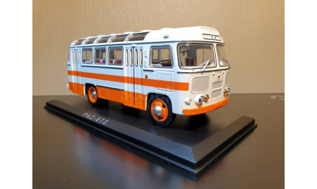 ПАЗ-672 (PAZ-672) бело-красный  Classicbus 03002C, масштабная модель, scale43