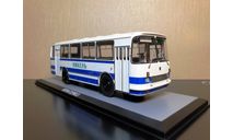 ЛАЗ-695Н Бело-Синий Арт. 04016A  НИКЕЛЬ CLASSICBUS, масштабная модель, 1:43, 1/43