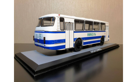 ЛАЗ-695Н Бело-Синий Арт. 04016A  НИКЕЛЬ CLASSICBUS, масштабная модель, 1:43, 1/43
