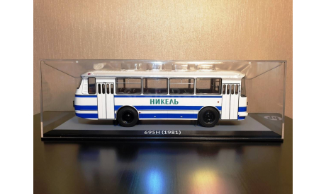ЛАЗ-695Н Бело-Синий Арт. 04016A  НИКЕЛЬ CLASSICBUS, масштабная модель, 1:43, 1/43