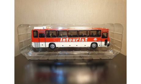 IKARUS 250.70 INTOURIST Икарус Арт. 04019211A DEMPRICE, масштабная модель, scale43