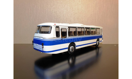 ЛАЗ-699Р белый с синими полосами Арт. 04014G DEMPRICE, масштабная модель, 1:43, 1/43