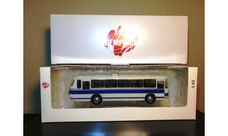 ЛАЗ-699Р белый с синими полосами Арт. 04014G DEMPRICE, масштабная модель, 1:43, 1/43