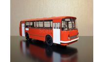 ЛАЗ-695Н красный с белыми дверьми Арт. 04016G DEMPRICE, масштабная модель, scale43