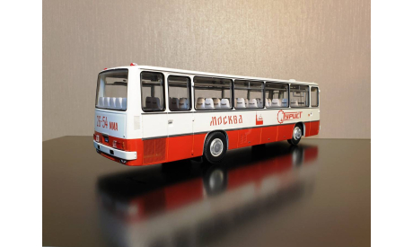 IKARUS 255.70 Икарус ТУРИСТ МОСКВА Арт. 04021A DEMPRICE, масштабная модель, 1:43, 1/43