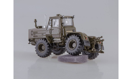 Трактор ХТЗ Т-150К (хаки) SSM8014, масштабная модель, Start Scale Models (SSM), scale43