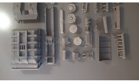 МАЗ 525 первая серия, сборная модель автомобиля, D.N.K. (киты), scale48