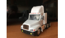 Freightliner . РАСПРОДАЖА КОЛЛЕКЦИИ ., масштабная модель, New-Ray Toys, 1:32, 1/32