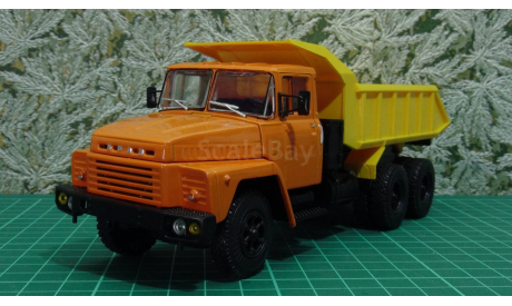 КРАЗ-251Б Легендарные грузовики СССР №58 MODIMIO, масштабная модель, scale43