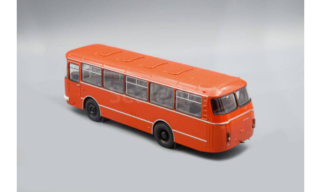 Автобус ЛАЗ 695Н Скарлет (Красный) Demprice, масштабная модель, Classicbus, scale43