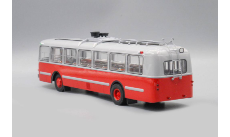 Троллейбус ЗИУ 5 Звезда (Красный) Demprice, масштабная модель, scale43
