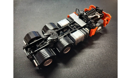 Шасси КАМАЗ-65206 ’ПАО КАМАЗ (Аист)’ 1:43, масштабная модель, 1/43