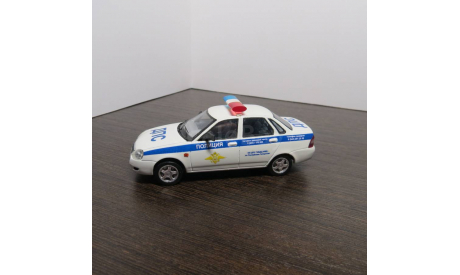 ВАЗ 2170 Lada Priora полиция ДПС, масштабная модель, scale43