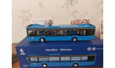Автобус Москва КамАЗ-НефАЗ 5299, масштабная модель, scale43
