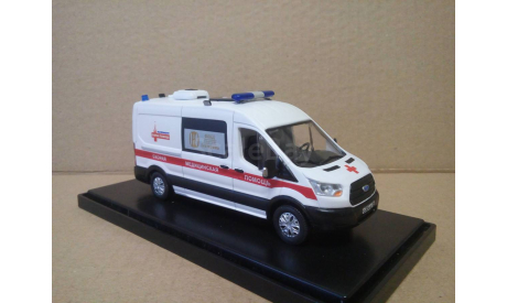 СКОРАЯ МЕДИЦИНСКАЯ ПОМОЩЬ НА БАЗЕ FORD TRANSIT, масштабная модель, scale43