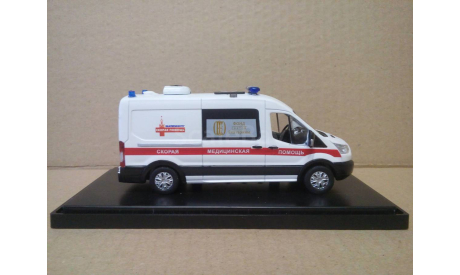 СКОРАЯ МЕДИЦИНСКАЯ ПОМОЩЬ НА БАЗЕ FORD TRANSIT, масштабная модель, scale43