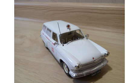 ГАЗ 22 СКОРАЯ МЕДИЦИНСКАЯ ПОМОЩЬ, масштабная модель, scale43