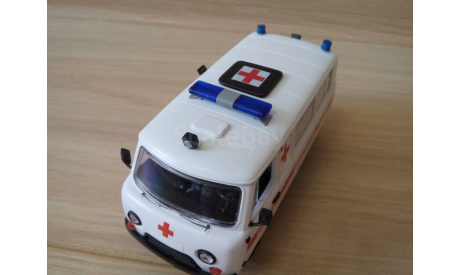 УАЗ 452А СКОРАЯ МЕДИЦИНСКАЯ ПОМОЩЬ, масштабная модель, 1:43, 1/43