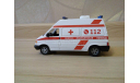 СКОРАЯ МЕДИЦИНСКАЯ ПОМОЩЬ НА БАЗЕ VOLKSWAGEN T4, масштабная модель, 1:43, 1/43