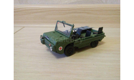 ЛУАЗ-967М САНИТАРНЫЙ АВТОМОБИЛЬ., масштабная модель, 1:43, 1/43