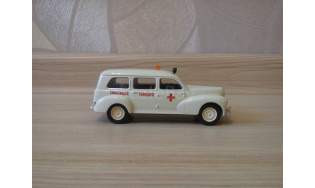 МАШИНА КРАСНОГО КРЕСТА ФРАНЦИИ, масштабная модель, Norev, scale43, Peugeot