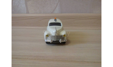 МАШИНА КРАСНОГО КРЕСТА ФРАНЦИИ, масштабная модель, Norev, scale43, Peugeot