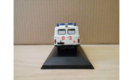 СКОРАЯ МЕДИЦИНСКАЯ ПОМОЩЬ НА БАЗЕ УАЗ-452, масштабная модель, IST Models, scale43