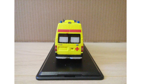 СКОРАЯ МЕДИЦИНСКАЯ ПОМОЩЬ НА БАЗЕ FORD TRANSIT РЕАНИМАЦИЯ, масштабная модель, scale43