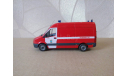 VOLKSWAGEN CRAFTER ПОЖАРНЫЙ, масштабная модель, Minichamps, scale43