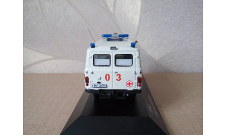 СКОРАЯ МЕДИЦИНСКАЯ ПОМОЩЬ НА БАЗЕ УАЗ-452, масштабная модель, IST Models, 1:43, 1/43