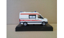 СКОРАЯ МЕДИЦИНСКАЯ ПОМОЩЬ НА БАЗЕ VW CRAFTER, масштабная модель, scale43, Volkswagen