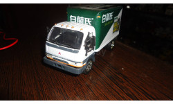 Mitsubishi fuso canter   1/43