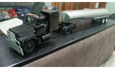 Mack R- series утенок 1/43, масштабная модель, Ручная работа, scale43