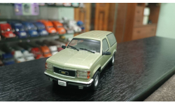 Chevrolet silverado    1/43