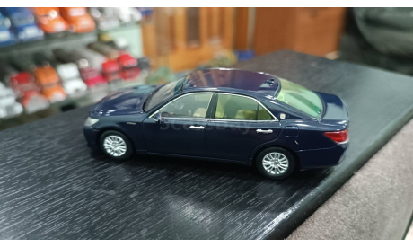 Toyota Crown  La-x  1/43, масштабная модель, scale43