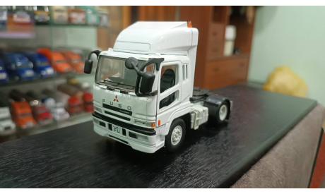 Mitsubishi Fuso  1/43, масштабная модель, Freightliner, Ixo diapet, scale43