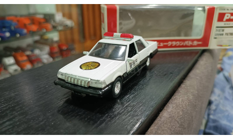 Toyota crown   diapet 1/40, масштабная модель, Yonezava diapet, scale43