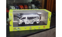 Toyota hiace 1/43