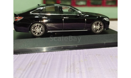 Toyota crown gibrid.  1/43, масштабная модель, Carnel kyosho, scale43