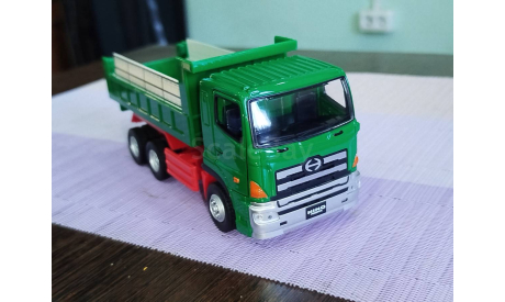 Hino  700.  1/43, масштабная модель, Diapet, scale43