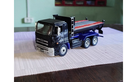 Hino 700  1/43, масштабная модель, Diapet, scale43