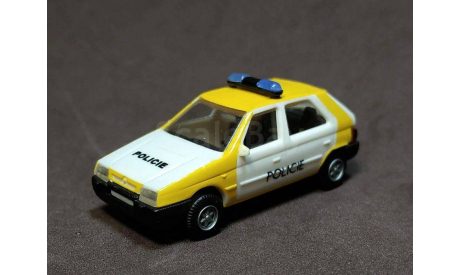 Полицейский автомобиль Skoda Favorit, Чехия., масштабная модель, Škoda, Igra Praha, 1:87, 1/87