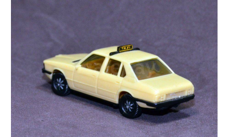Легковой автомобиль BMW 528i, такси, Германия., масштабная модель, Herpa, 1:87, 1/87