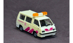 Полицейский микроавтобус Mitsubishi L300 (Delica).