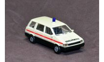 Полицейский автомобиль Mitsubishi Space Wagon., масштабная модель, Rietze, 1:87, 1/87