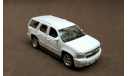 Автомобиль Chevrolet Tahoe 2008, масштабная модель, Welly, scale64