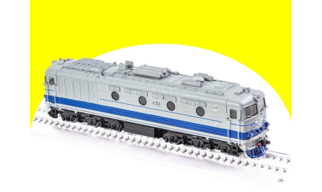 Наши поезда № 5, ТЭП 10, НОВЫЙ цвет, железнодорожная модель, scale87